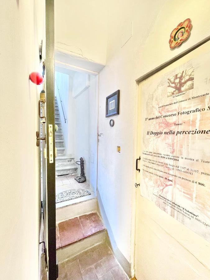 La Casa Del Pesce - Within The Historical Walls Of لوكا المظهر الخارجي الصورة